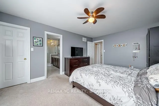 Photo 10 of 114 Monarchy Street, Barrie, Innis-Shore — HOMEH