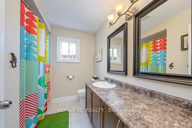Photo 16 of 114 Monarchy Street, Barrie, Innis-Shore — HOMEH