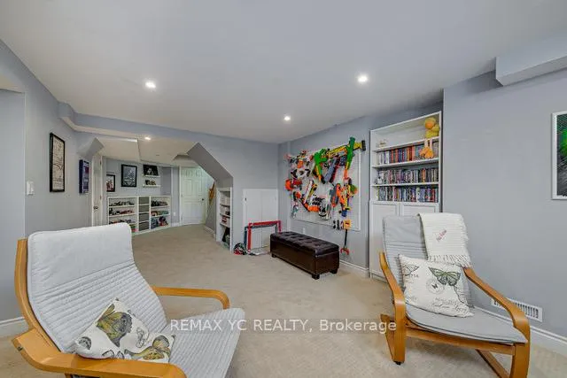 Photo 20 of 114 Monarchy Street, Barrie, Innis-Shore — HOMEH