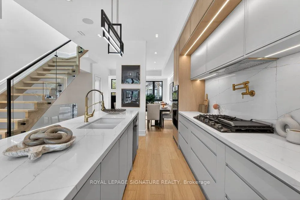 Photo 13 of 53 Lesmount Avenue, Toronto, East York — HOMEH