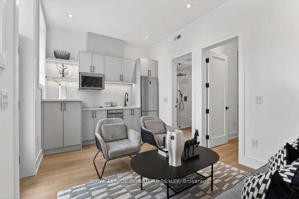 Photo 42 of 53 Lesmount Avenue, Toronto, East York — HOMEH