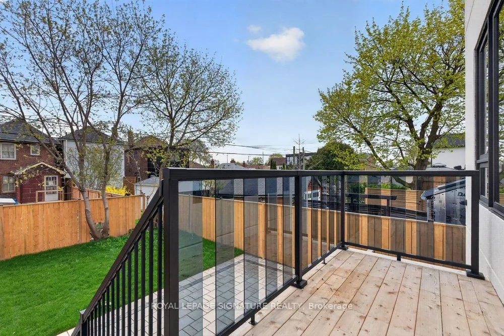 Photo 47 of 53 Lesmount Avenue, Toronto, East York — HOMEH