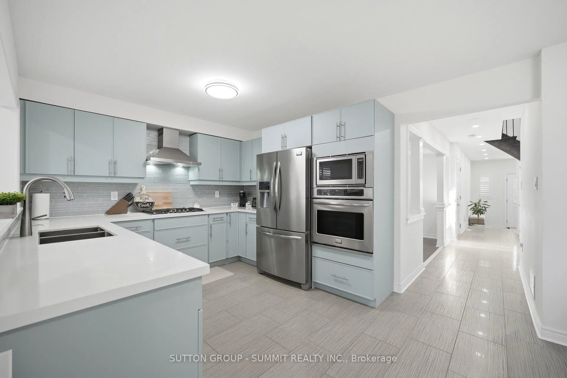 Photo 9 of 30 Mccourt Drive, Ajax, South East — HOMEH
