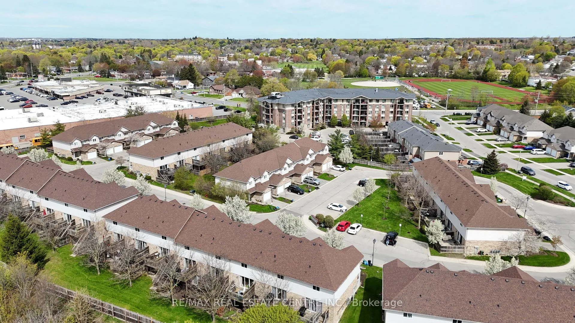 Photo 7 of Unit 50, 31 Schroder Crescent, Guelph, Grange Road — HOMEH