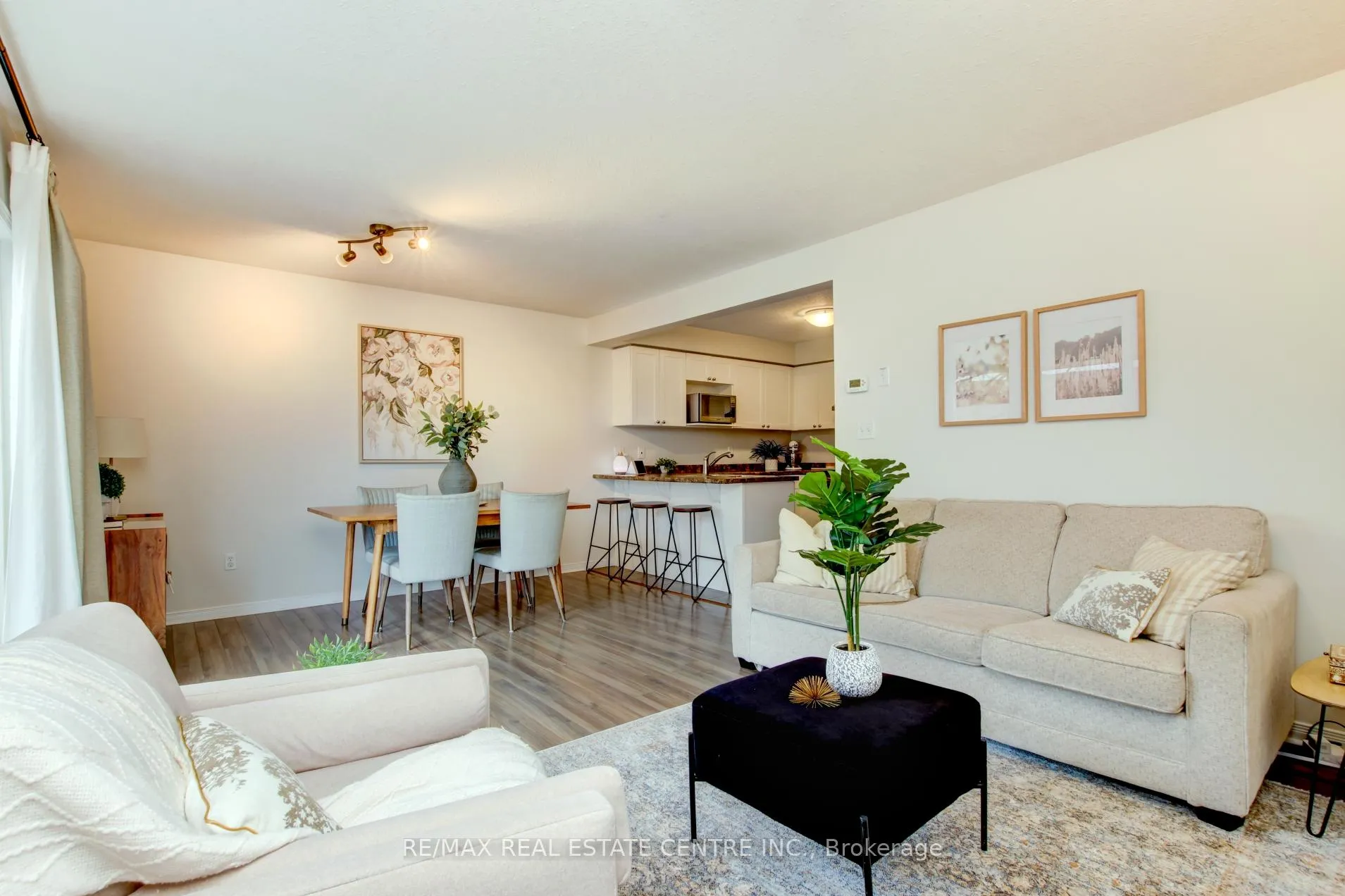 Photo 17 of Unit 50, 31 Schroder Crescent, Guelph, Grange Road — HOMEH