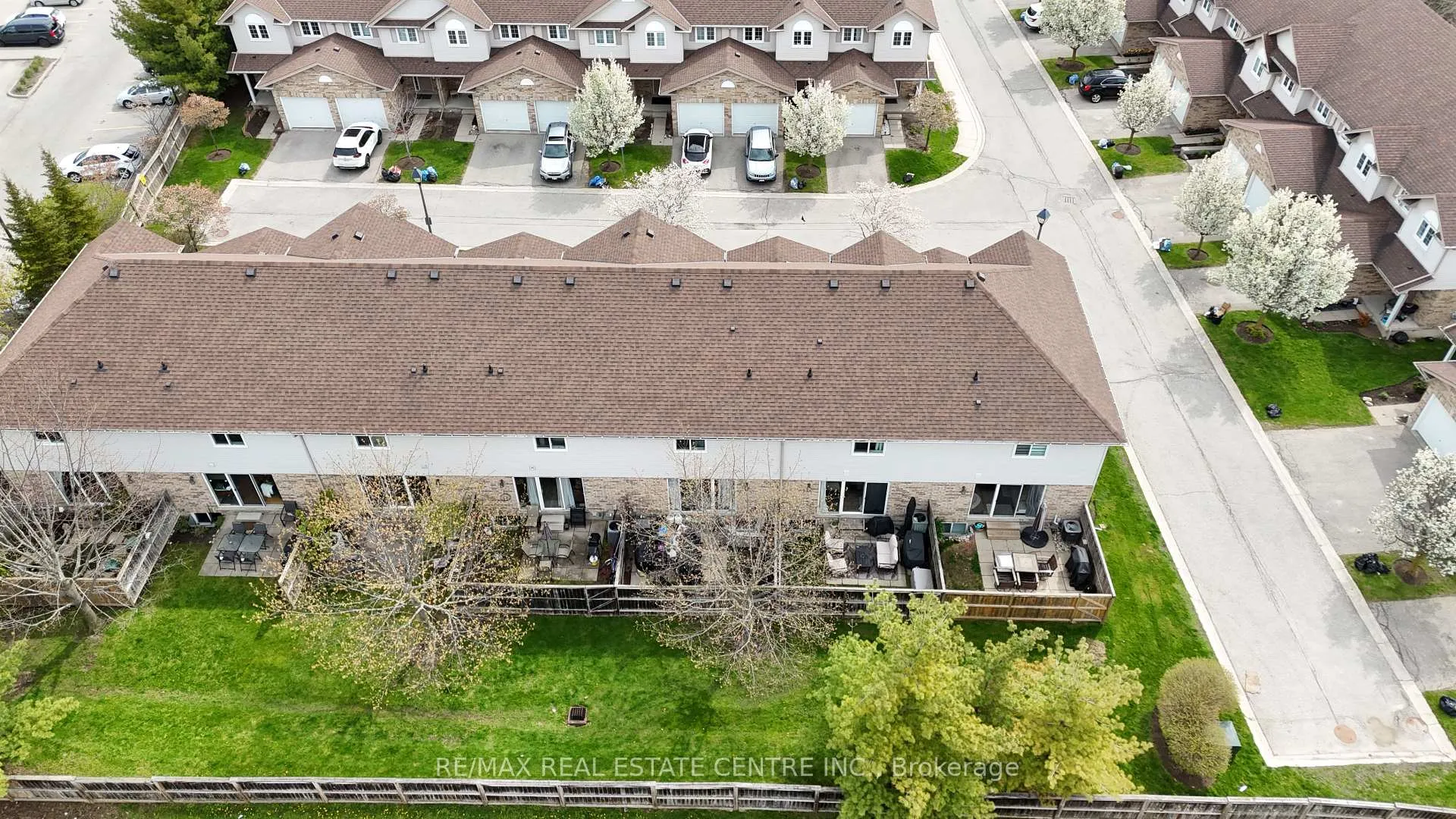Photo 36 of Unit 50, 31 Schroder Crescent, Guelph, Grange Road — HOMEH