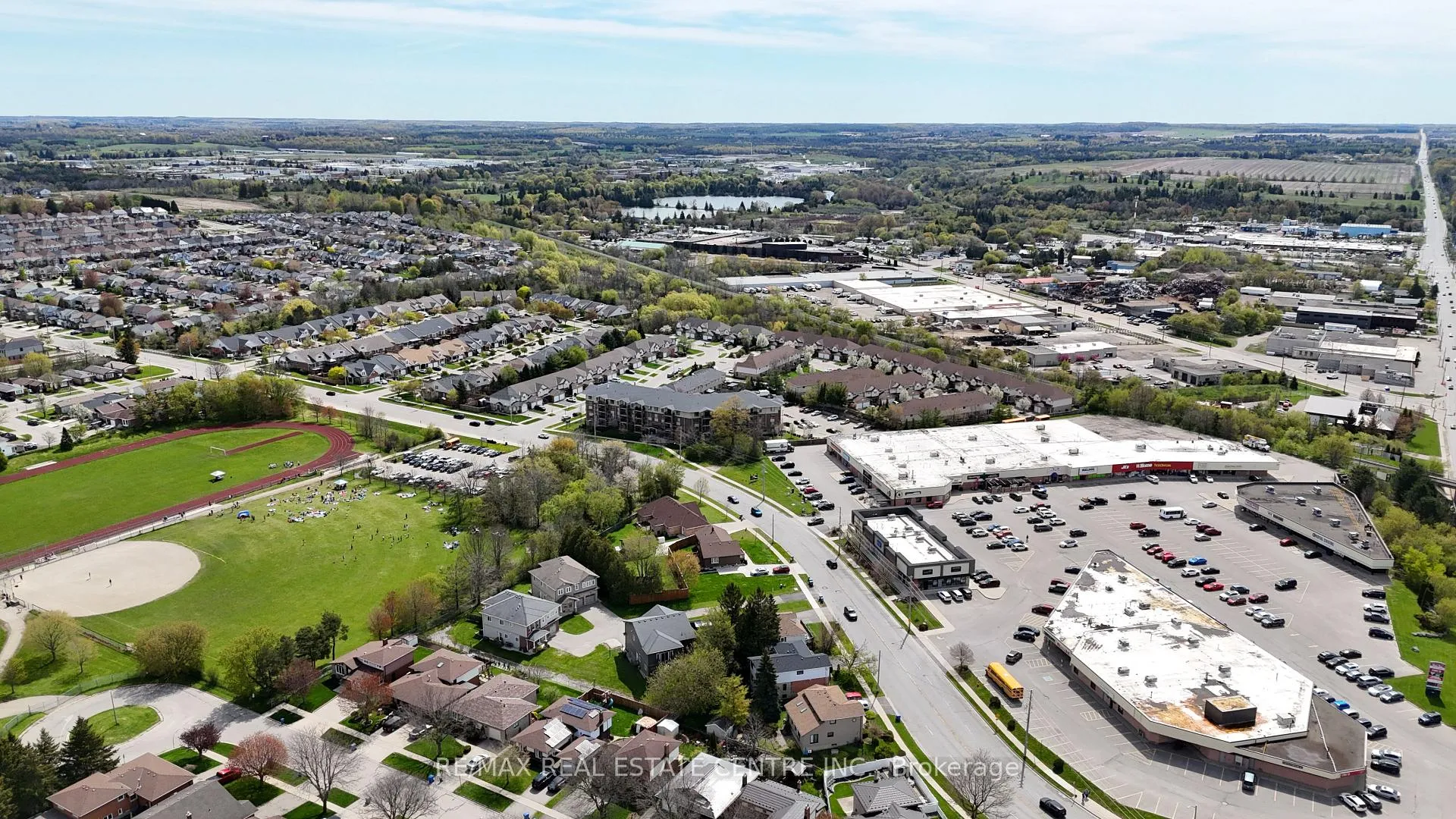 Photo 45 of Unit 50, 31 Schroder Crescent, Guelph, Grange Road — HOMEH