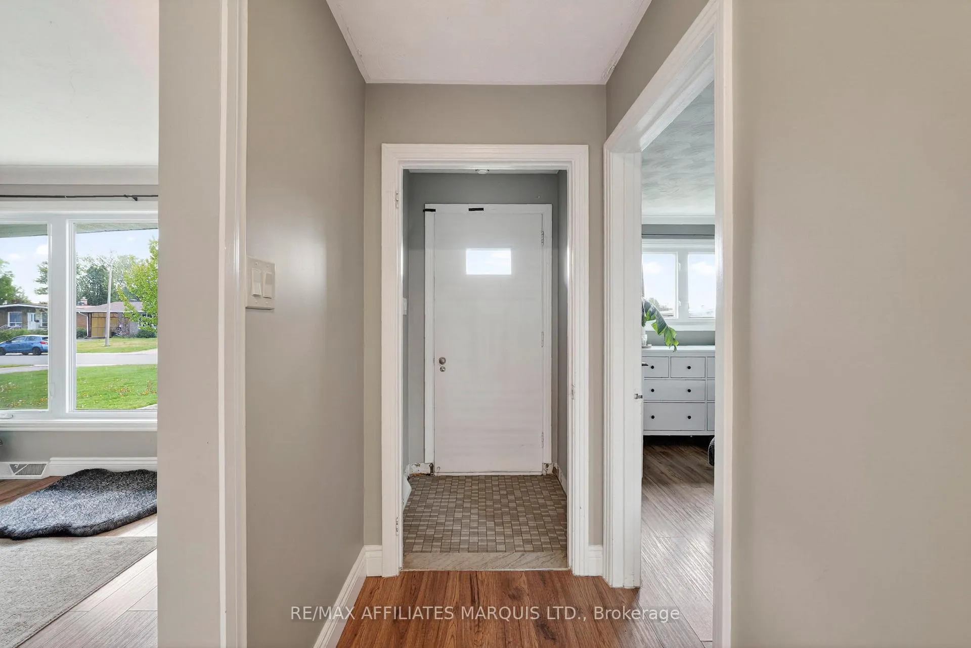 Photo 2 of 1814 Shearer Avenue, Cornwall — HOMEH