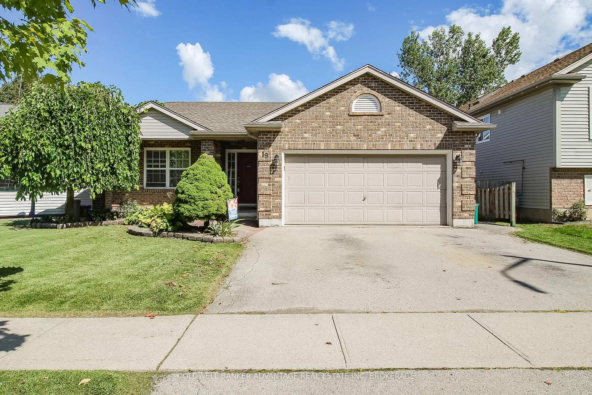 Photo of 19 Windle Village Crescent