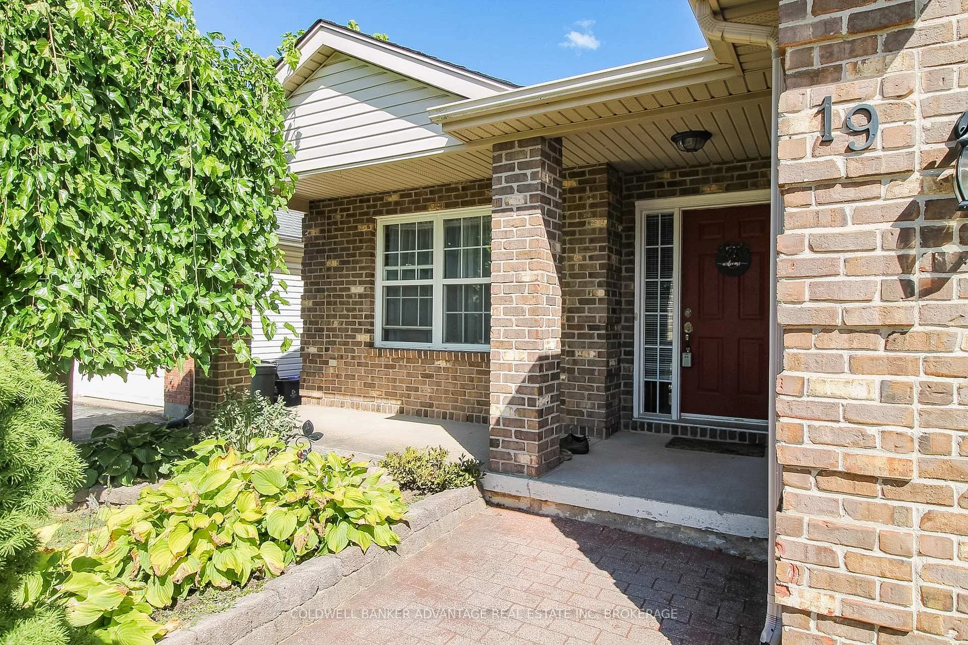 Photo 4 of 19 Windle Village Crescent, Thorold, Allanburg/Thorold South — HOMEH
