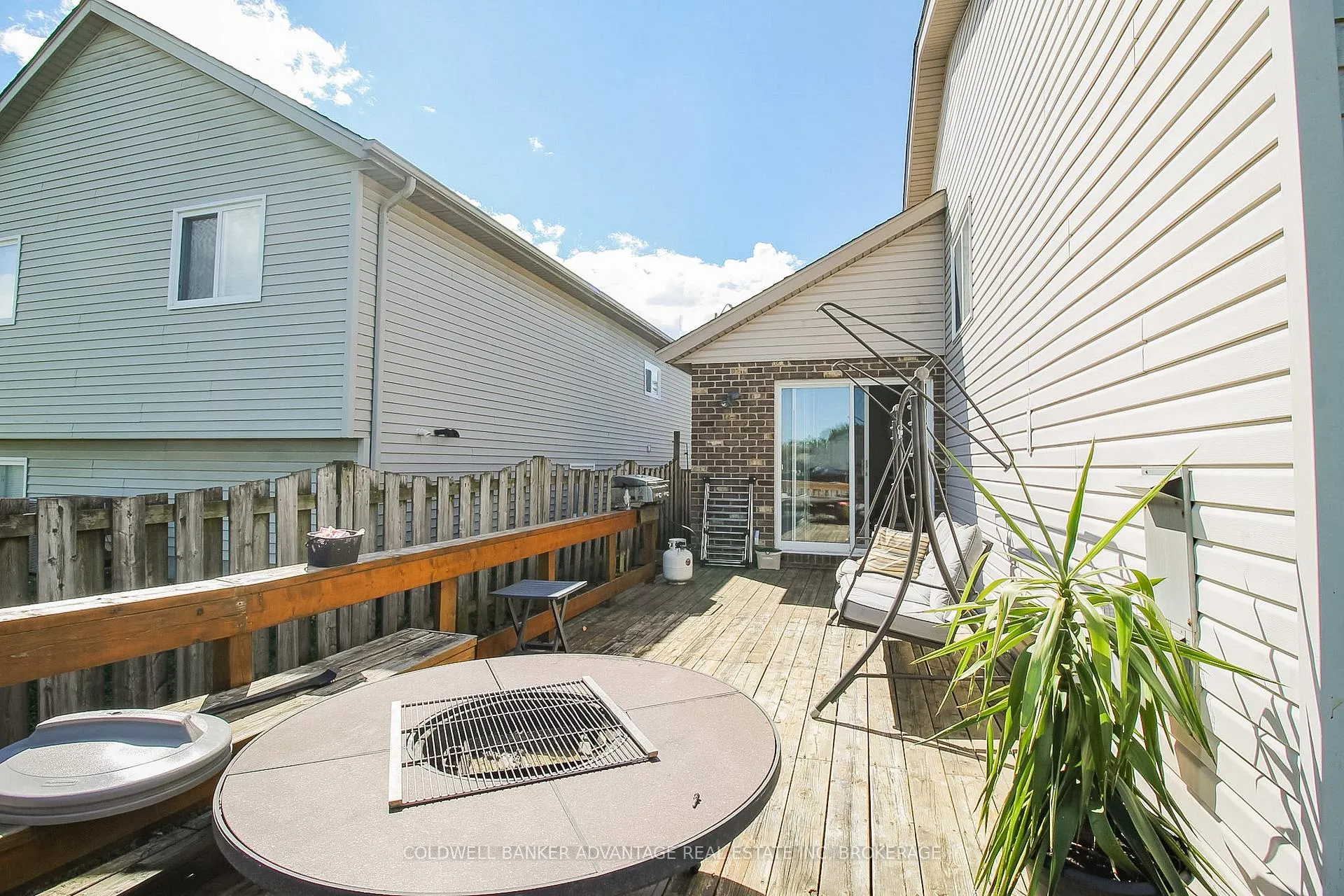 Photo 28 of 19 Windle Village Crescent, Thorold, Allanburg/Thorold South — HOMEH