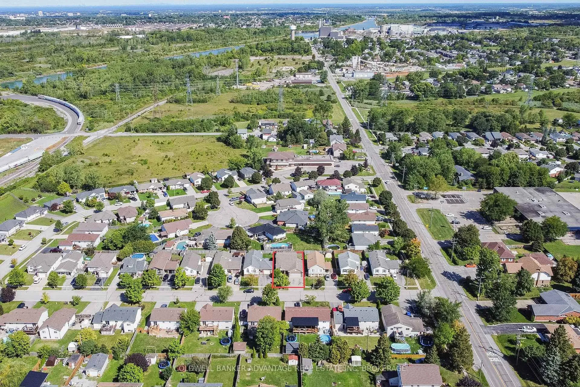 Photo 35 of 19 Windle Village Crescent, Thorold, Allanburg/Thorold South — HOMEH