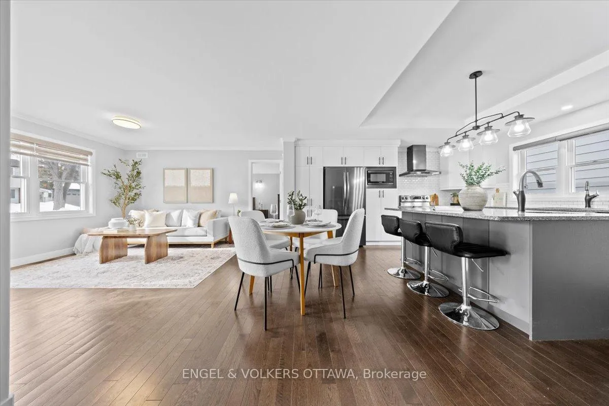 Photo 10 of 1005 Gold Crescent, Ottawa, Queensway Terrace North — HOMEH