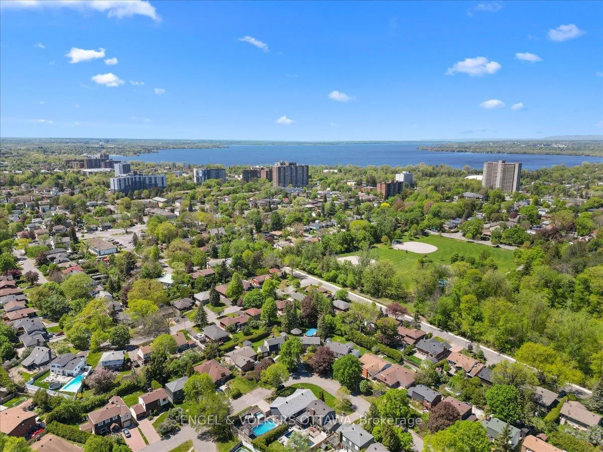 Photo 43 of 1005 Gold Crescent, Ottawa, Queensway Terrace North — HOMEH