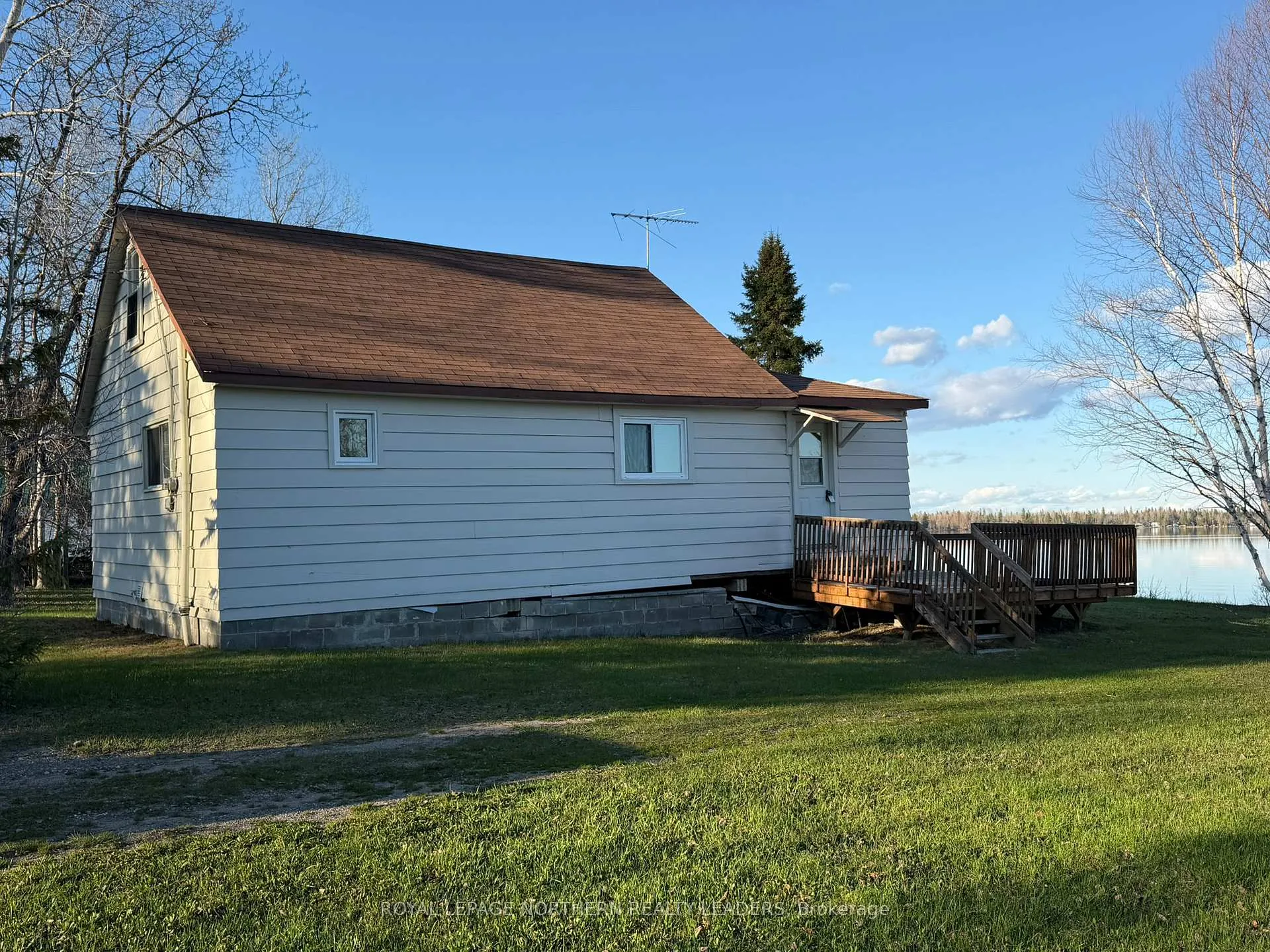 Photo 3 of 633 Leclair Avenue, Timmins, MTJ - Kamiskotia — HOMEH
