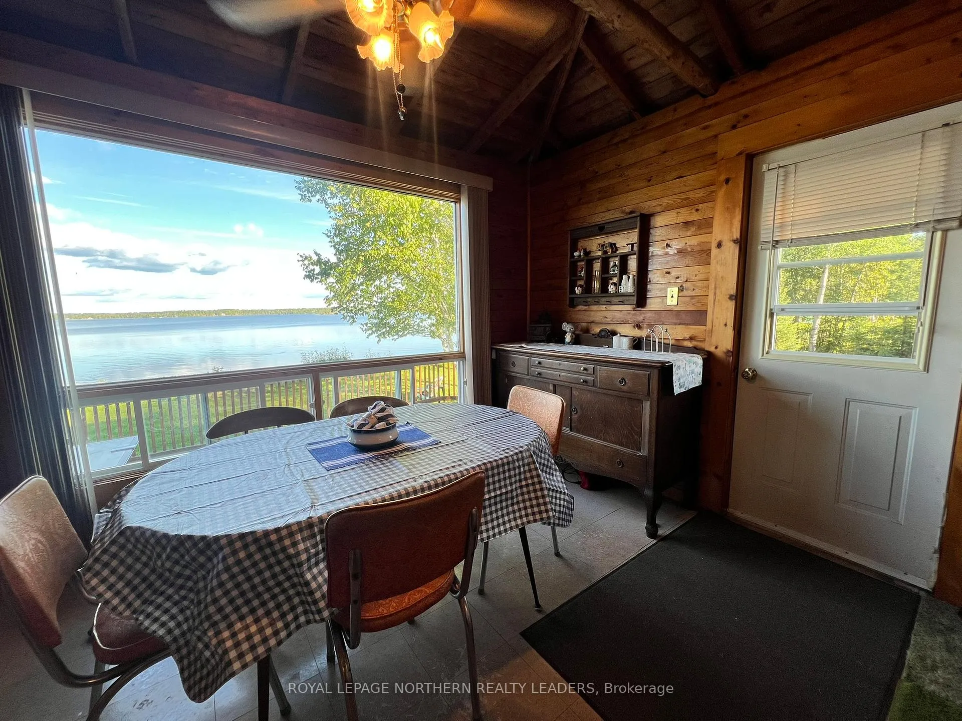 Photo 24 of 633 Leclair Avenue, Timmins, MTJ - Kamiskotia — HOMEH