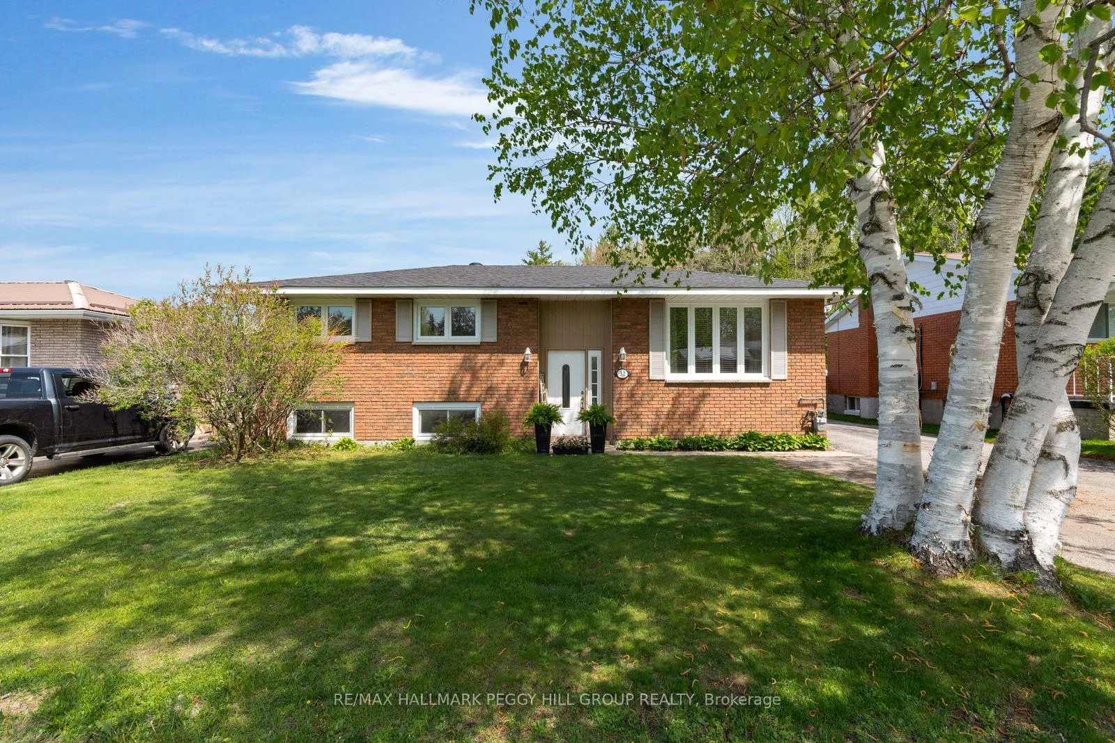 Photo 1 of 32 Kerr Drive, Penetanguishene — HOMEH