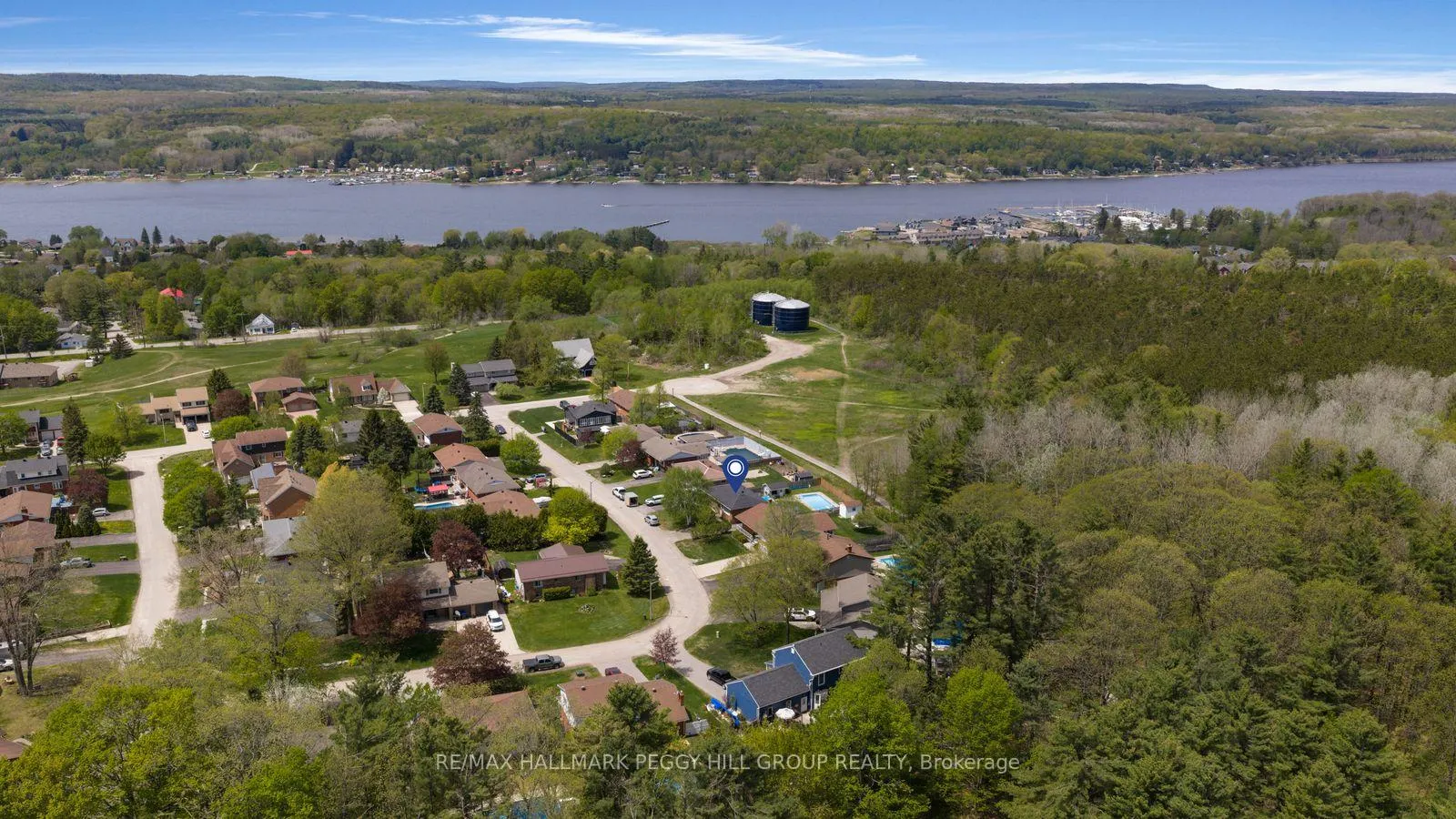Photo 3 of 32 Kerr Drive, Penetanguishene — HOMEH