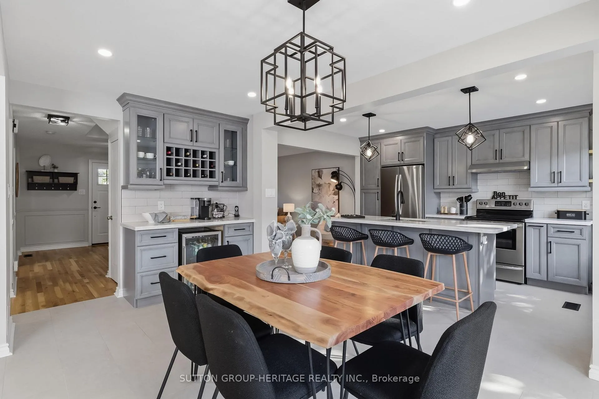 Photo 17 of 186 Reed Drive, Ajax, Central — HOMEH