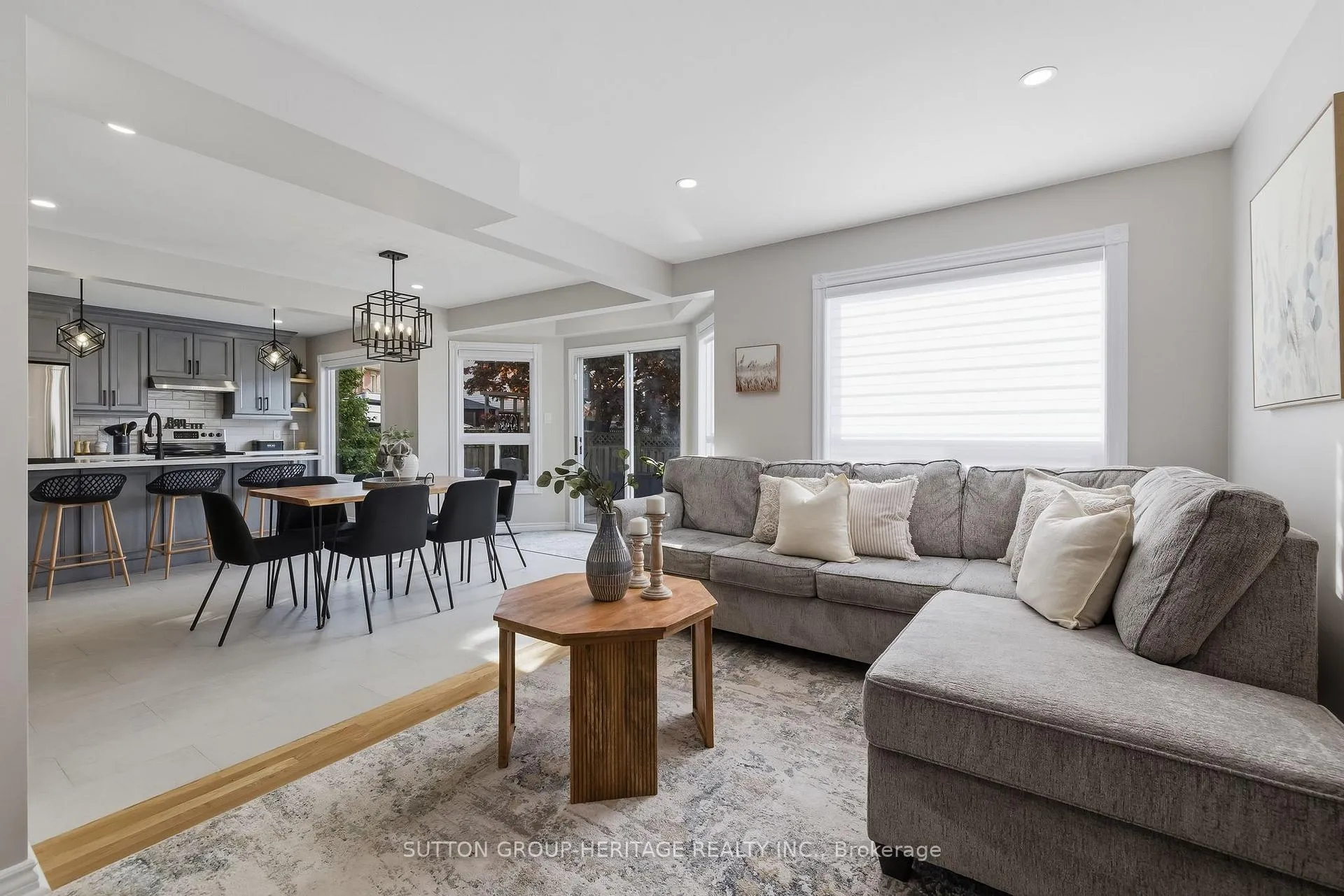 Photo 20 of 186 Reed Drive, Ajax, Central — HOMEH