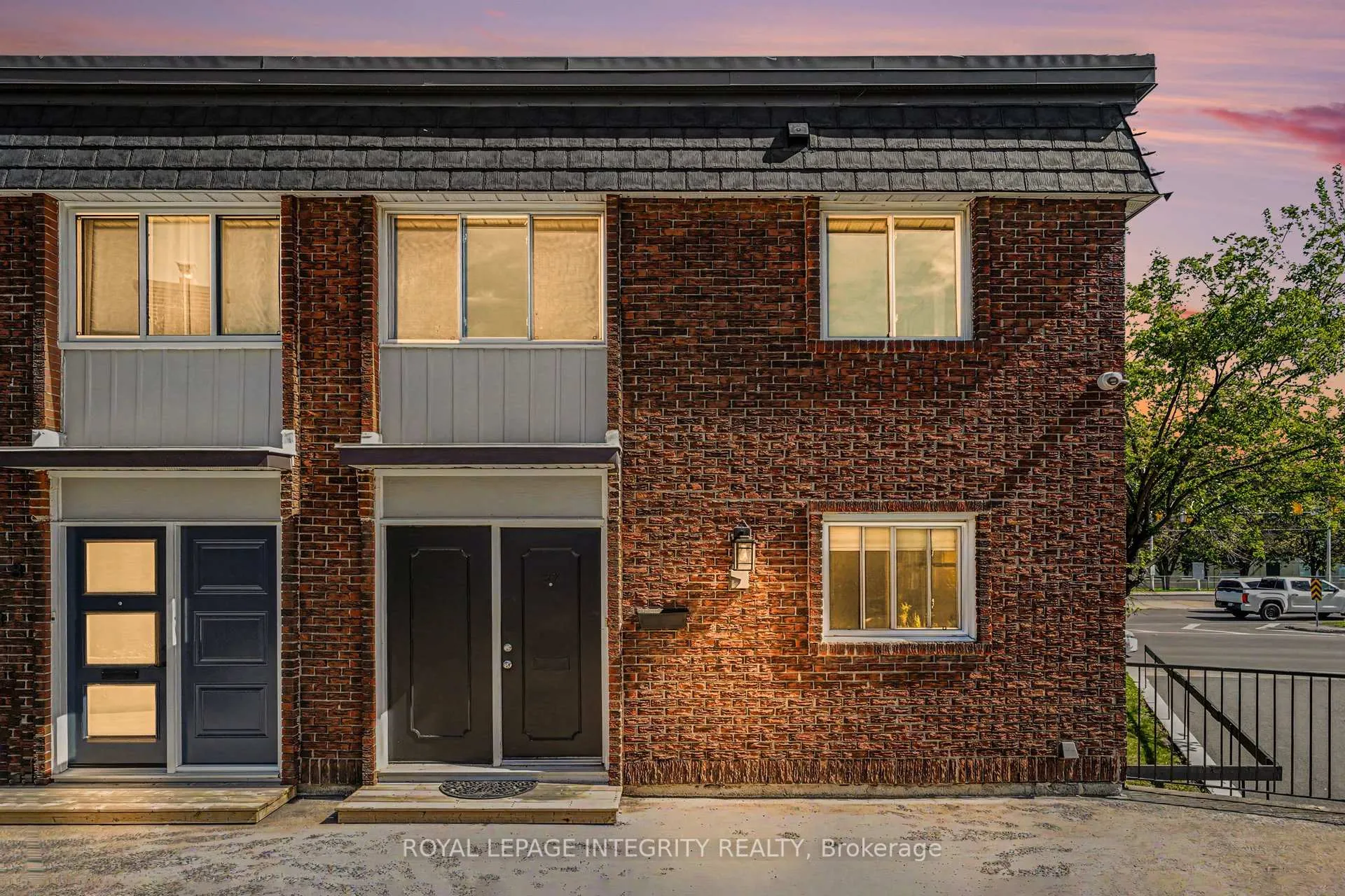 Photo 1 of Unit 27, 1821 Walkley Road, Ottawa, Guildwood Estates - Urbandale Acres — HOMEH