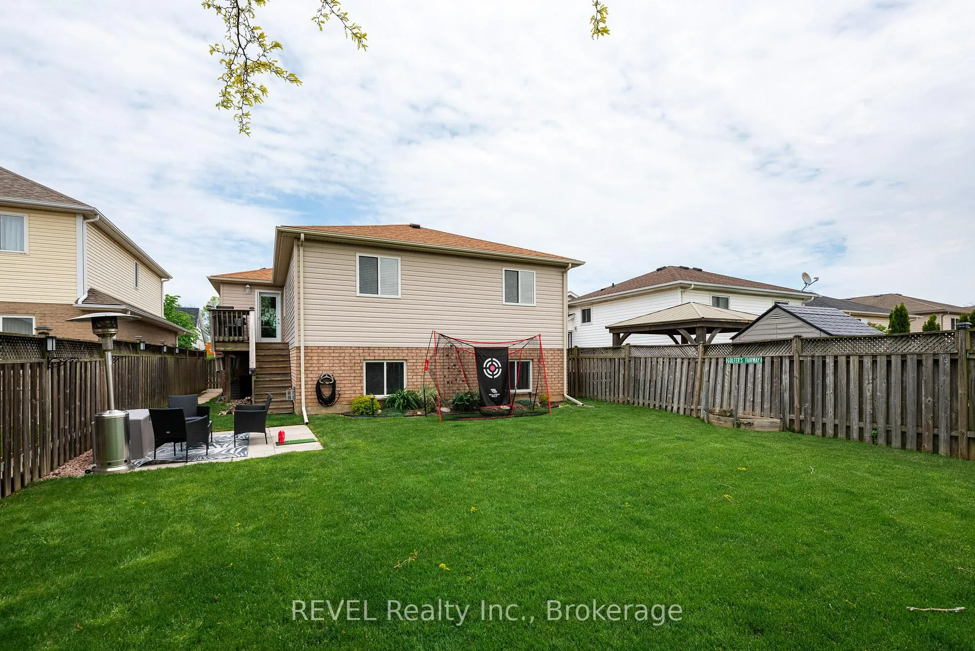 Photo 29 of 8368 Racey Avenue, Niagara Falls, Ascot — HOMEH