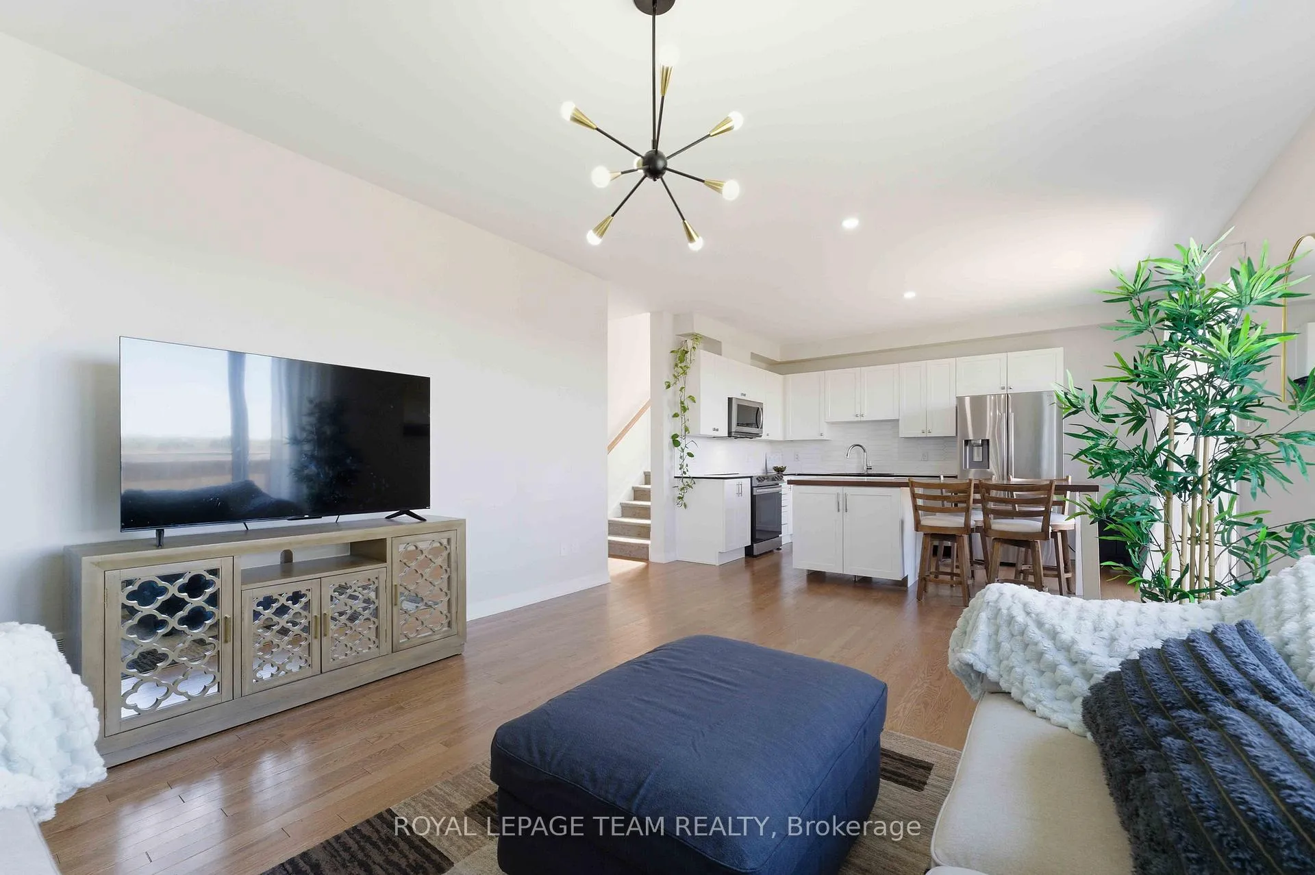 Photo 16 of 3048 Travertine Way, Ottawa, Barrhaven - Half Moon Bay — HOMEH