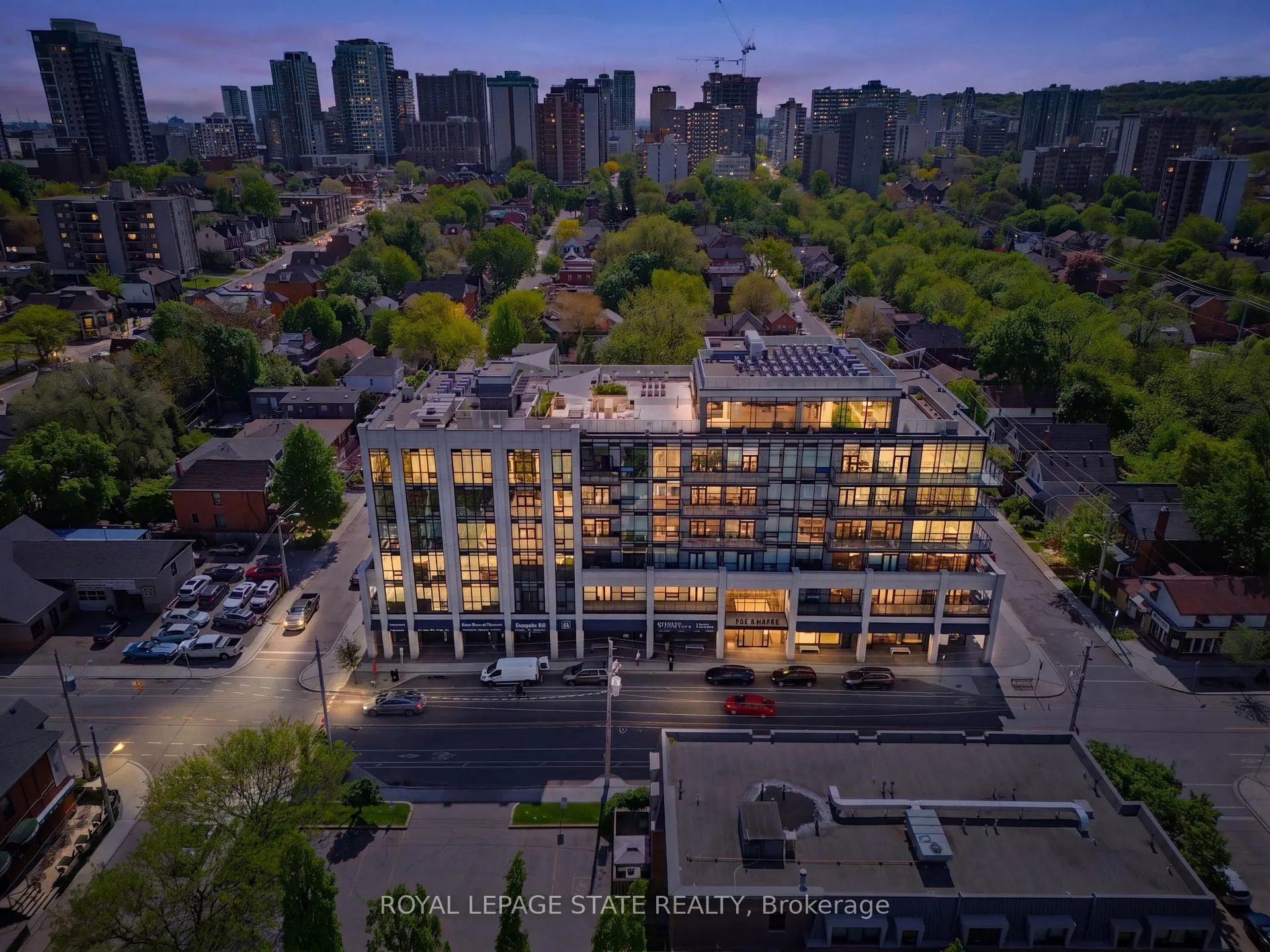 Photo 3 of Unit 511, 101 Locke Street, Hamilton, Kirkendall — HOMEH