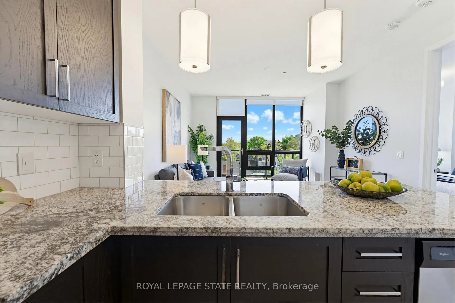 Photo 11 of Unit 511, 101 Locke Street, Hamilton, Kirkendall — HOMEH
