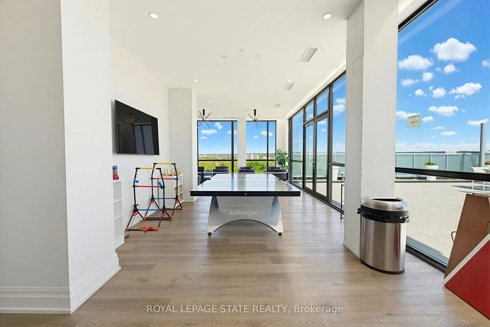 Photo 17 of Unit 511, 101 Locke Street, Hamilton, Kirkendall — HOMEH