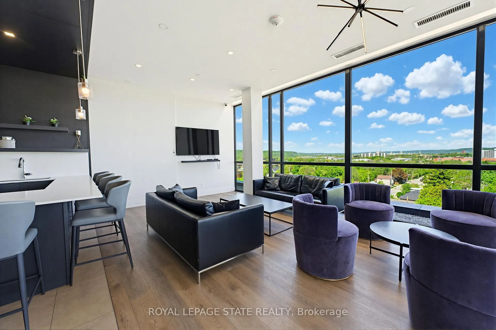Photo 19 of Unit 511, 101 Locke Street, Hamilton, Kirkendall — HOMEH
