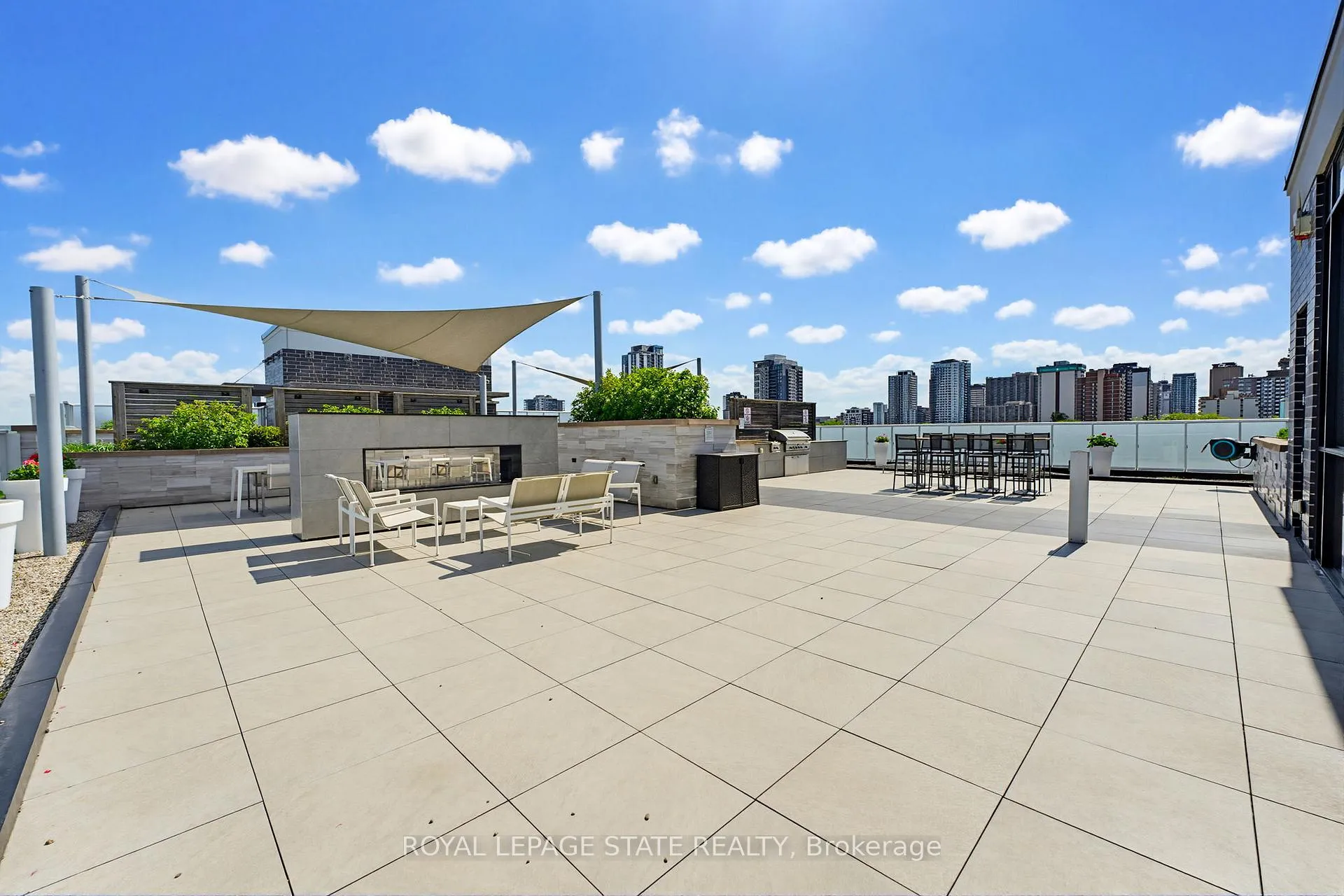 Photo 22 of Unit 511, 101 Locke Street, Hamilton, Kirkendall — HOMEH