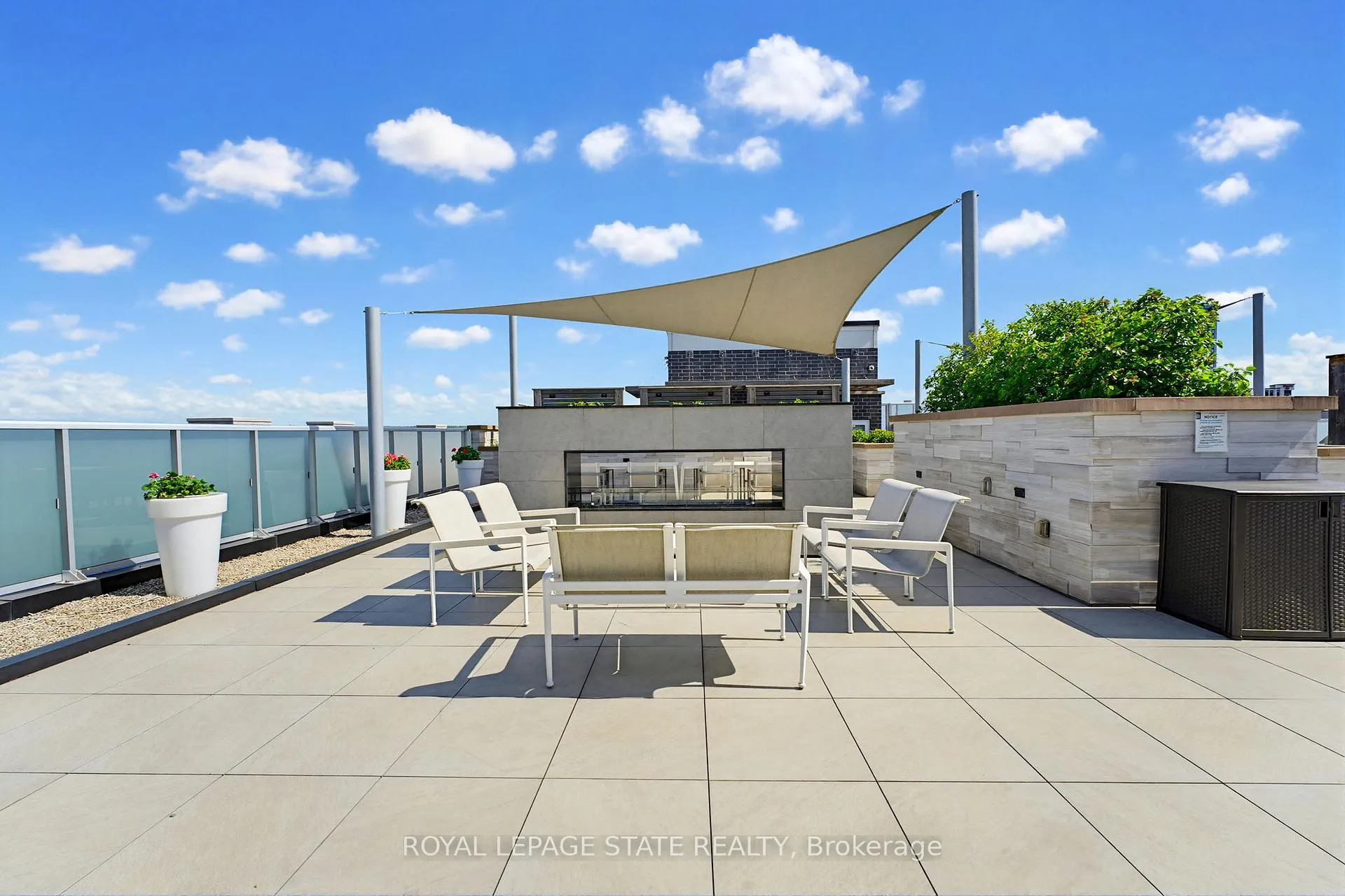 Photo 23 of Unit 511, 101 Locke Street, Hamilton, Kirkendall — HOMEH