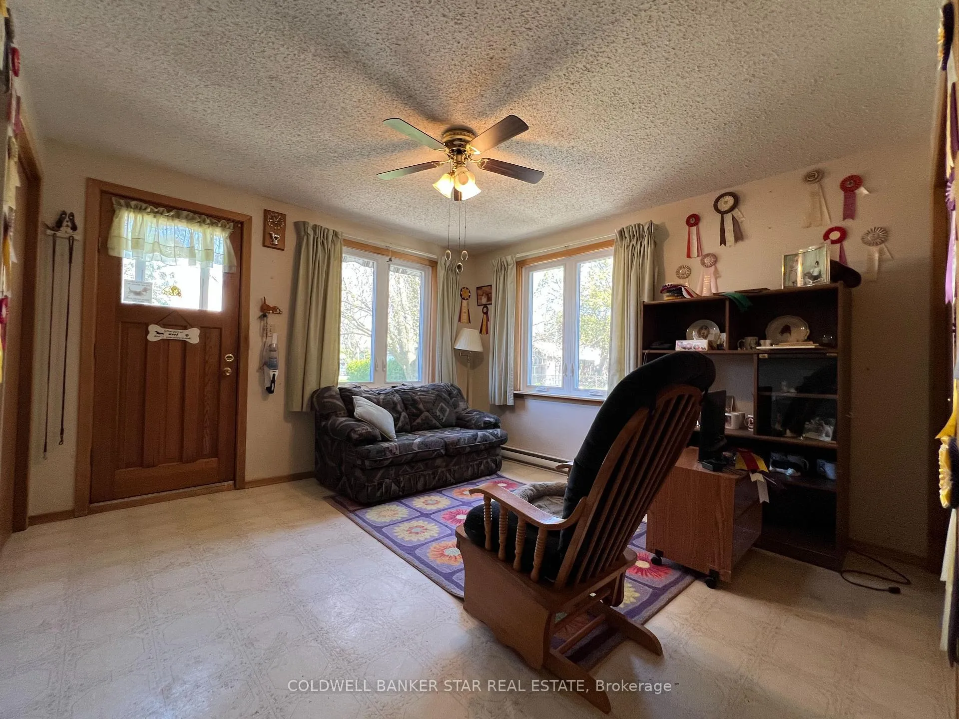 Photo 10 of 17 James Street, Strathroy-Caradoc, NW — HOMEH