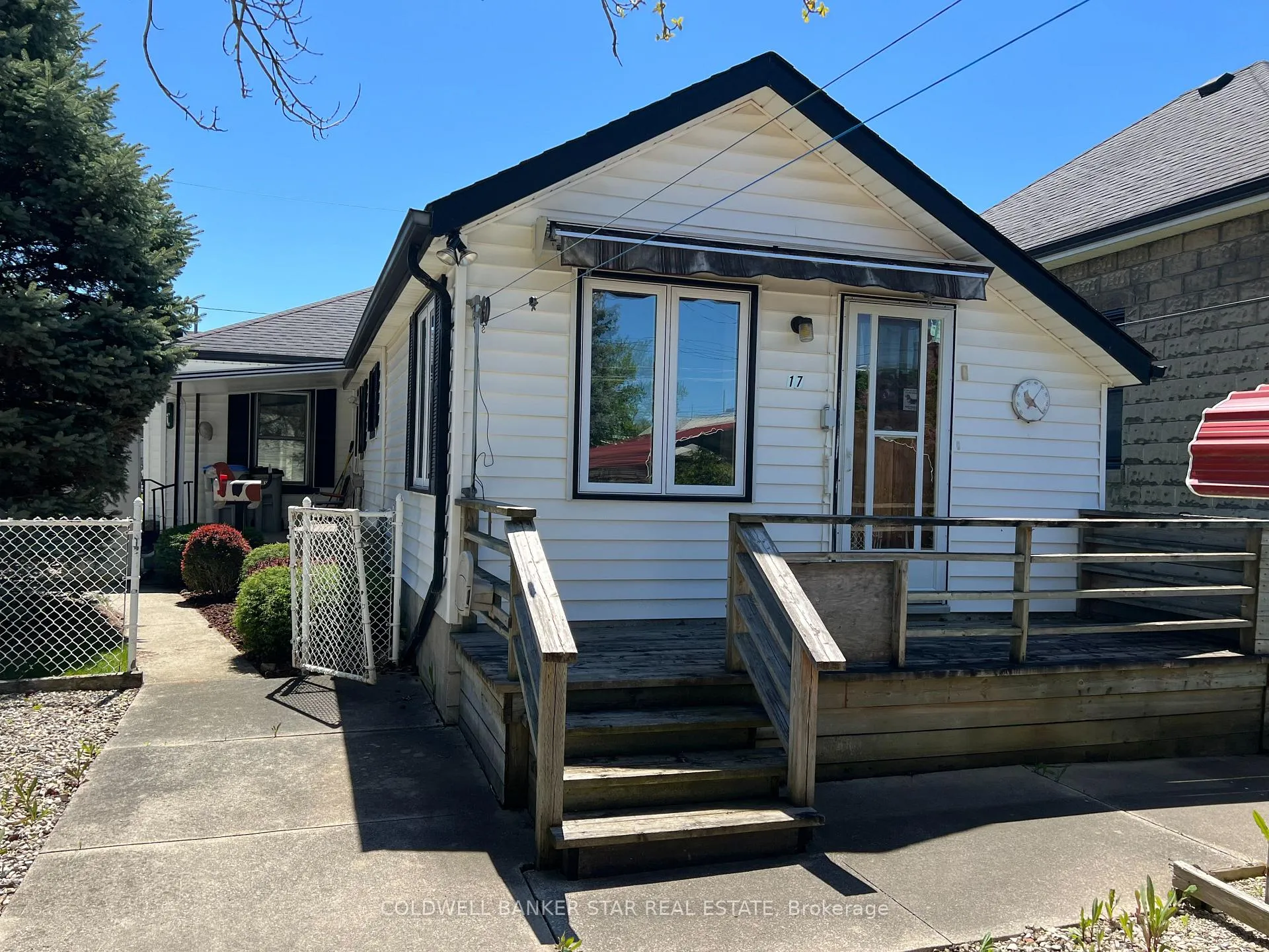 Photo 25 of 17 James Street, Strathroy-Caradoc, NW — HOMEH