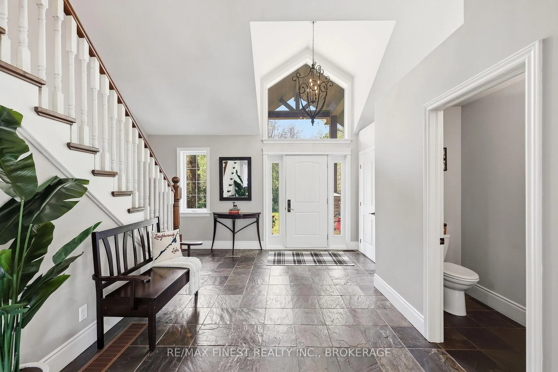 Photo 7 of 3031 Lakehead Road, Kingston, City North of 401 — HOMEH