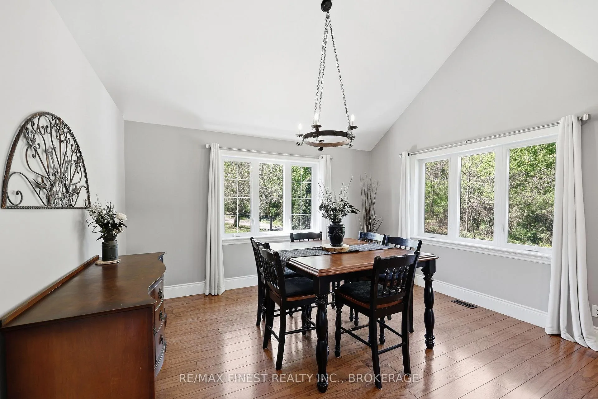 Photo 14 of 3031 Lakehead Road, Kingston, City North of 401 — HOMEH