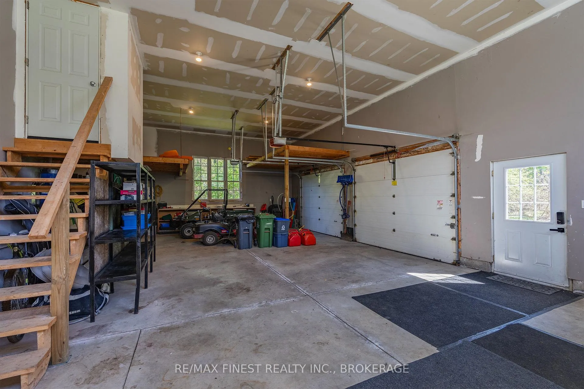 Photo 31 of 3031 Lakehead Road, Kingston, City North of 401 — HOMEH