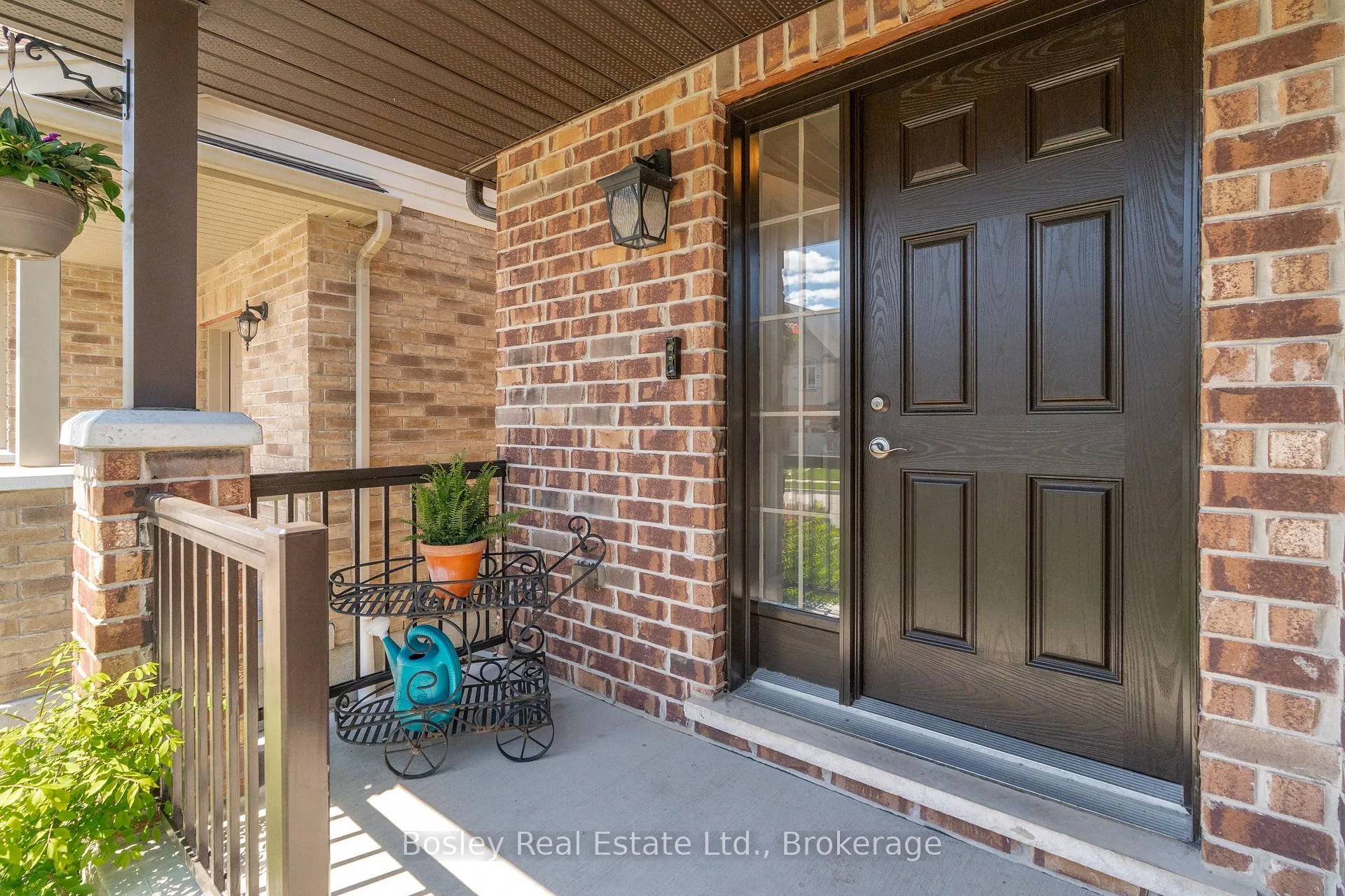 Photo 3 of 141 Couling Crescent, Guelph, Grange Road — HOMEH