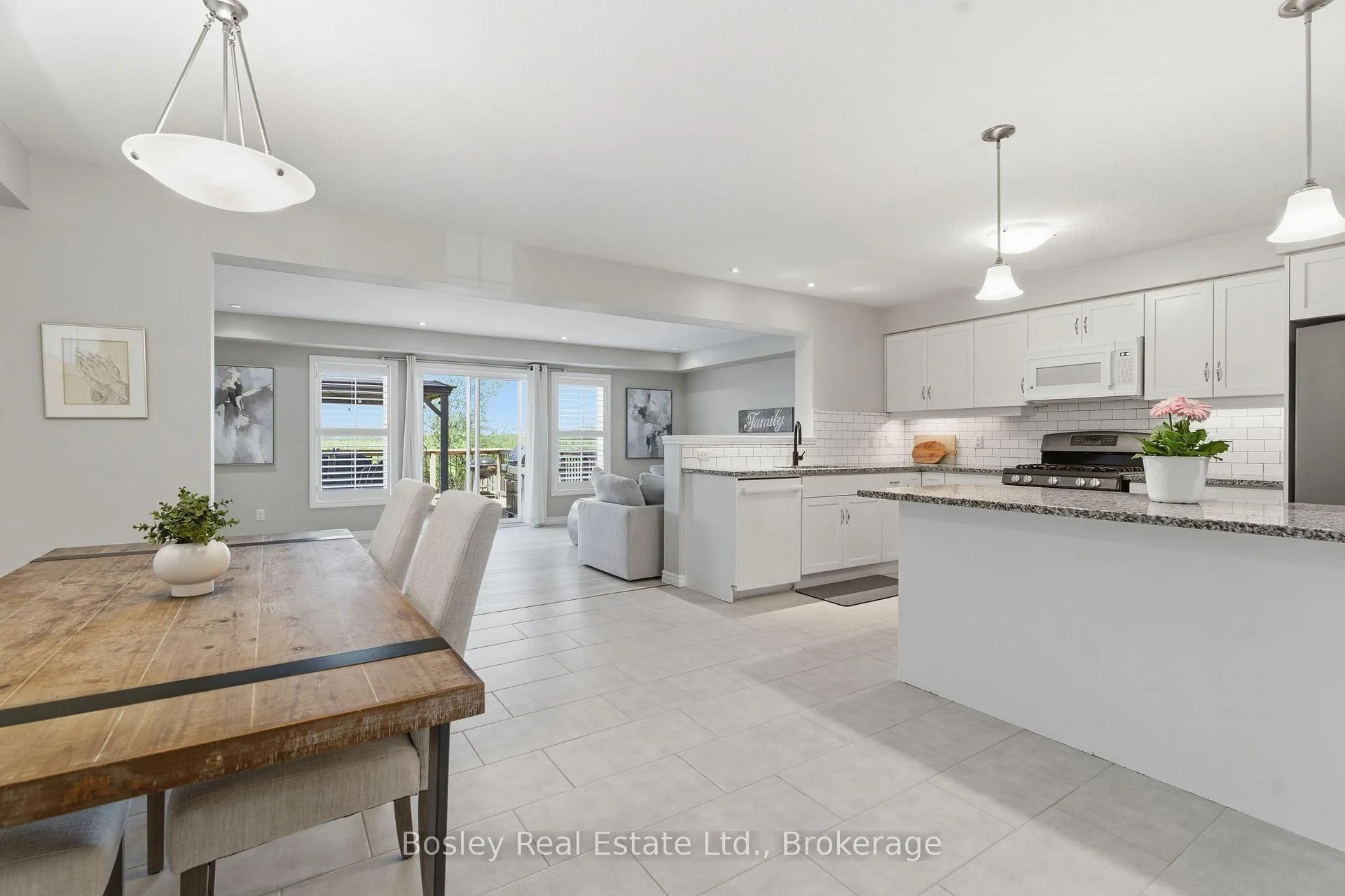 Photo 6 of 141 Couling Crescent, Guelph, Grange Road — HOMEH