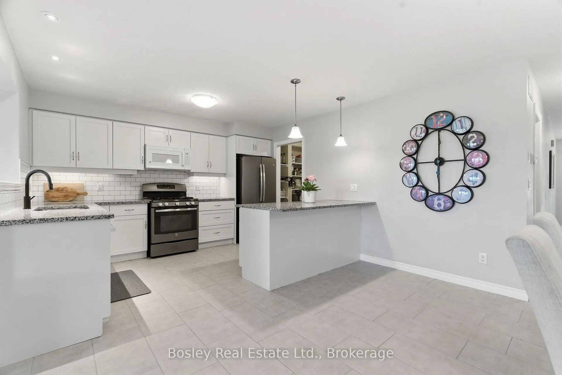 Photo 8 of 141 Couling Crescent, Guelph, Grange Road — HOMEH