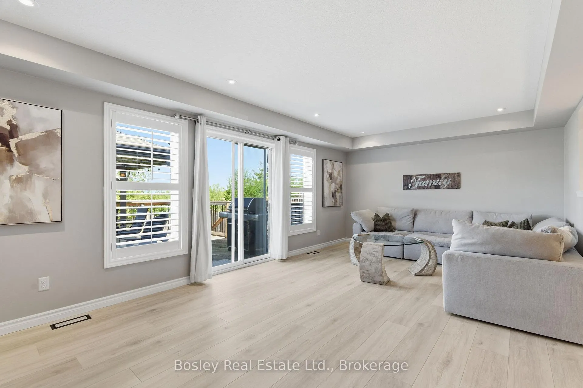 Photo 14 of 141 Couling Crescent, Guelph, Grange Road — HOMEH
