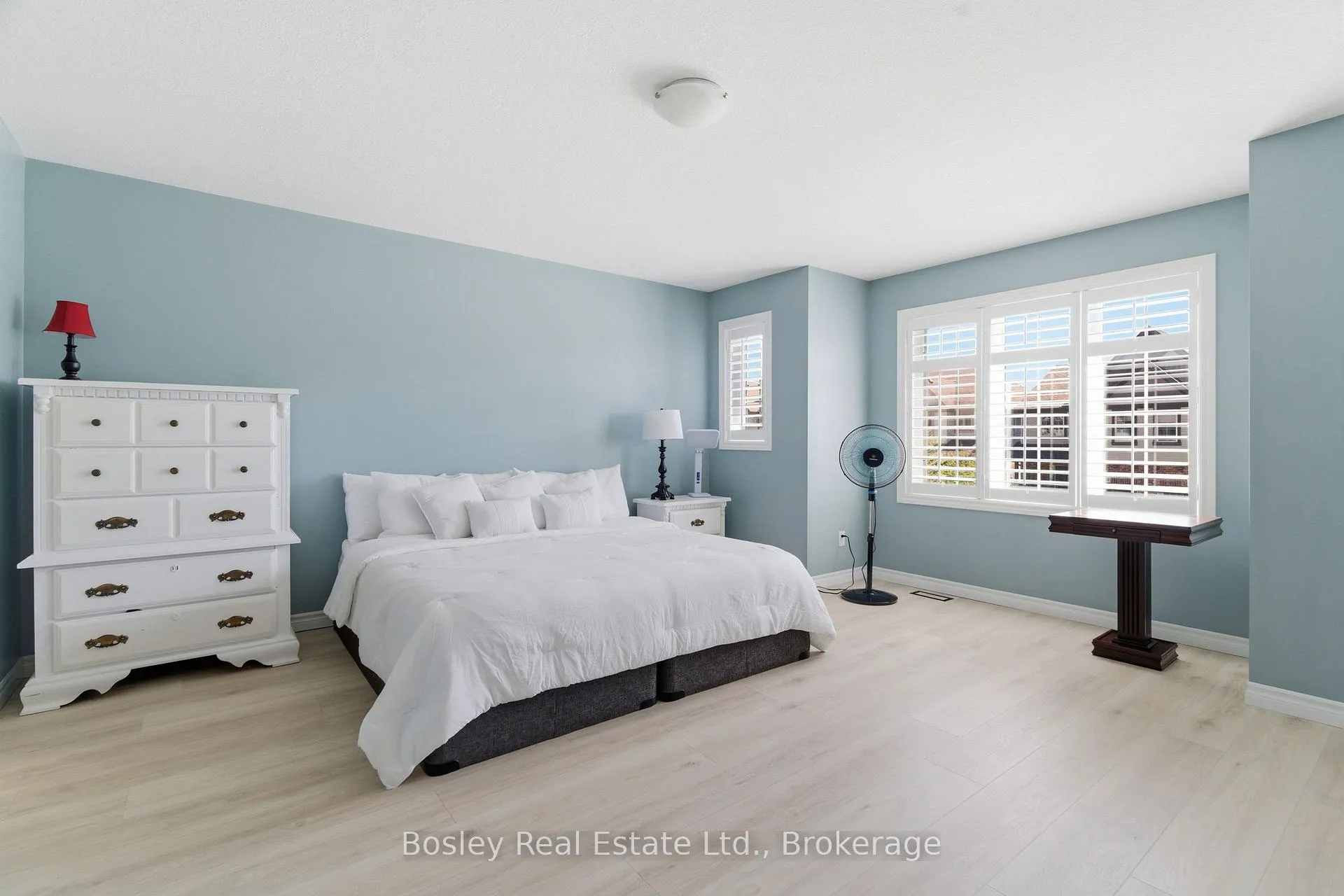 Photo 25 of 141 Couling Crescent, Guelph, Grange Road — HOMEH