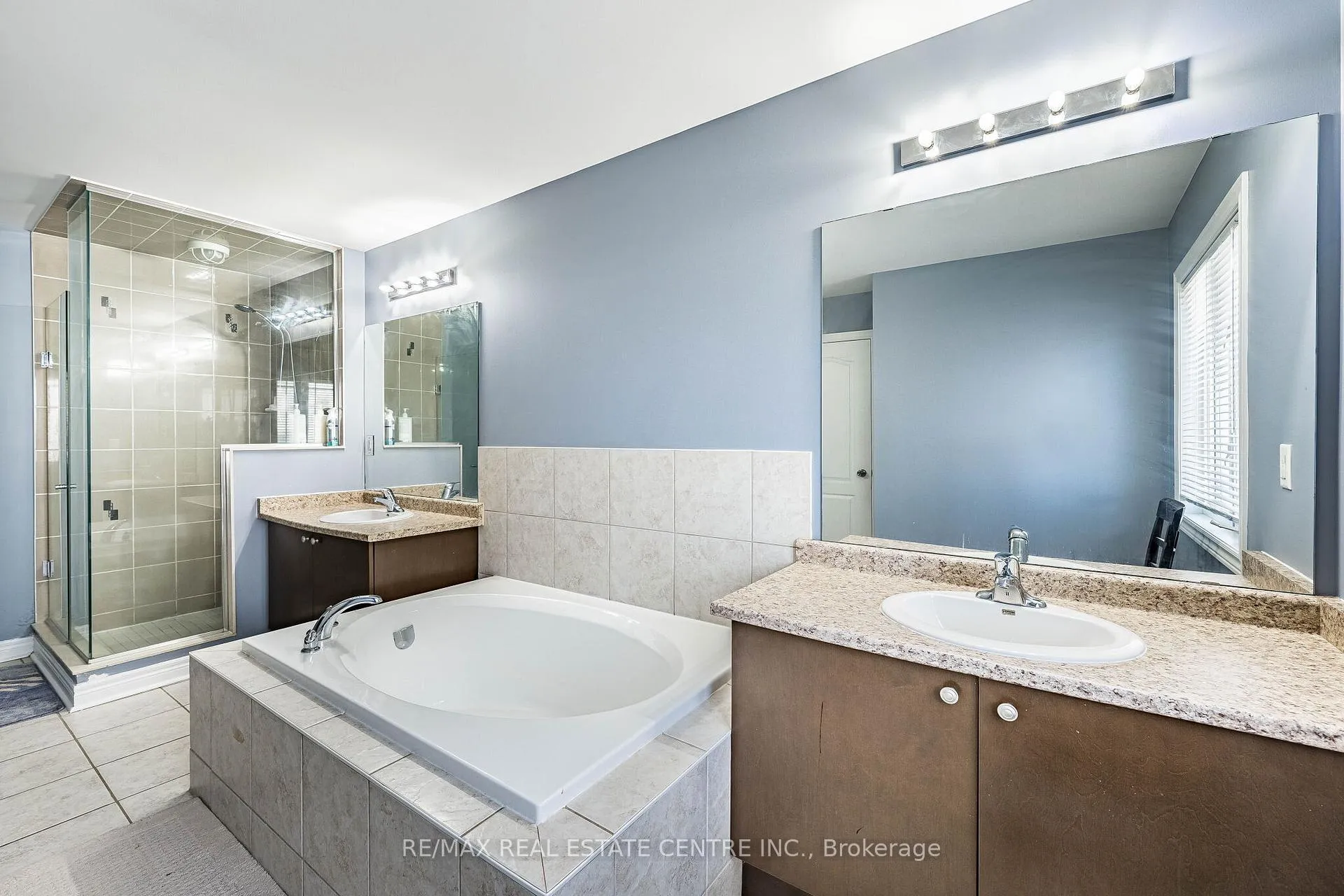 Photo 18 of 1 Arfield Avenue, Ajax, Northeast Ajax — HOMEH