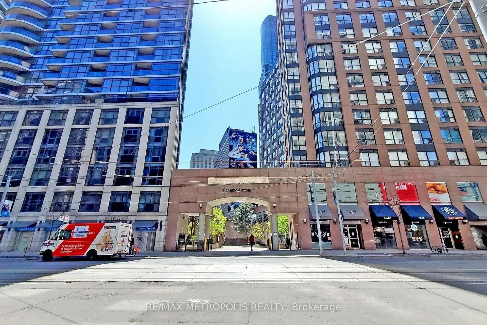 Photo 2 of Unit 1516, 7 Carlton Street, Toronto, Church-Yonge Corridor — HOMEH