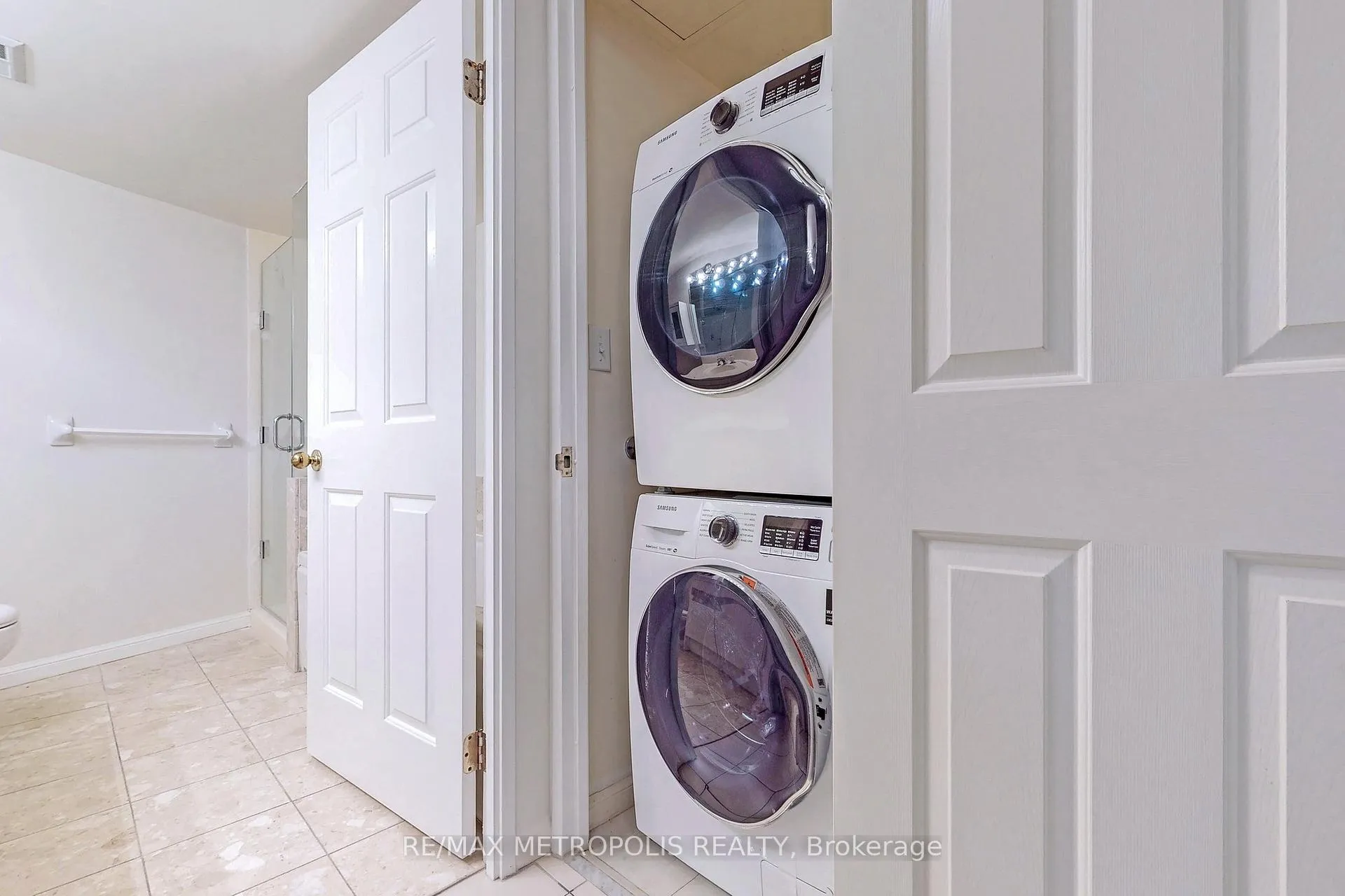 Photo 31 of Unit 1516, 7 Carlton Street, Toronto, Church-Yonge Corridor — HOMEH