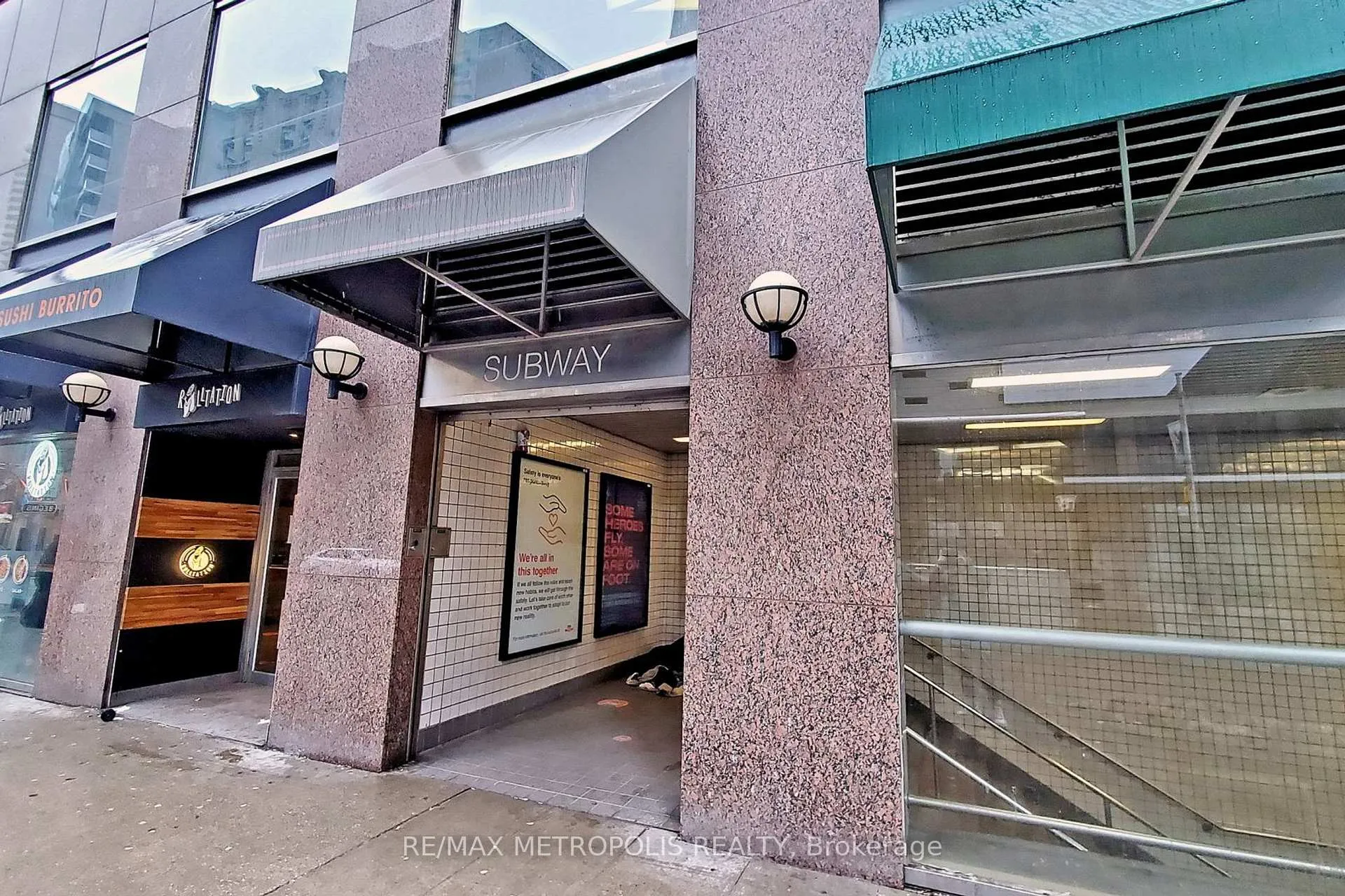 Photo 32 of Unit 1516, 7 Carlton Street, Toronto, Church-Yonge Corridor — HOMEH