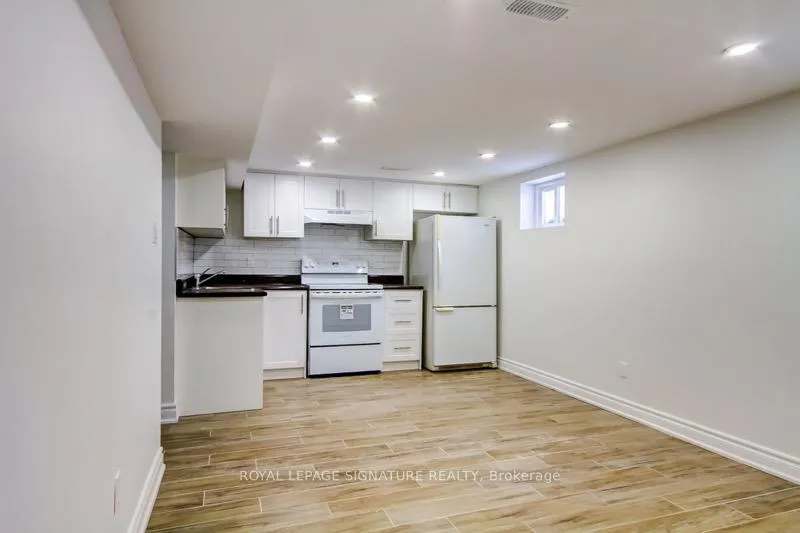 Photo 21 of 88 Westview Boulevard, Toronto, O'Connor-Parkview — HOMEH