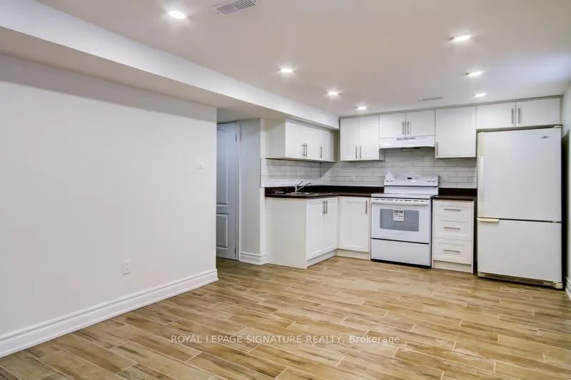 Photo 22 of 88 Westview Boulevard, Toronto, O'Connor-Parkview — HOMEH