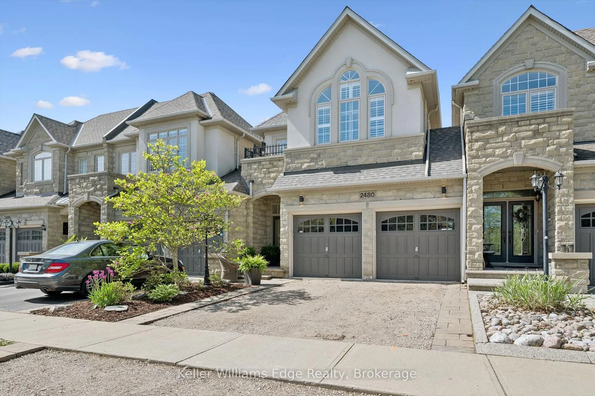 Photo 2 of 2480 Springforest Drive, Oakville, Bronte Creek — HOMEH